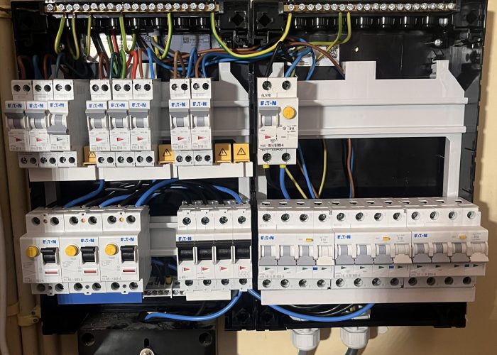 20251112_082430228_iOS